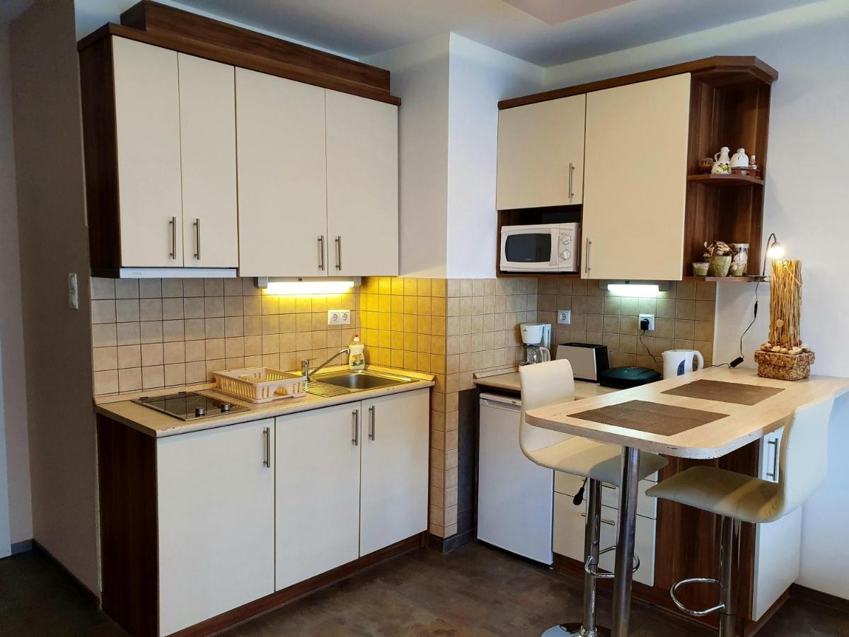 Apartman 511 Siofok Luaran gambar