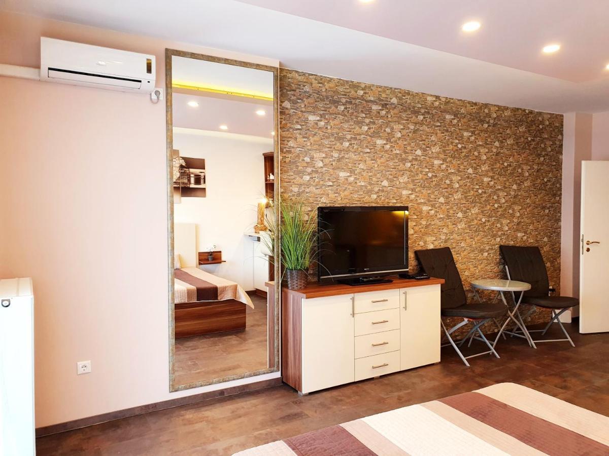 Apartman 511 Siofok Luaran gambar