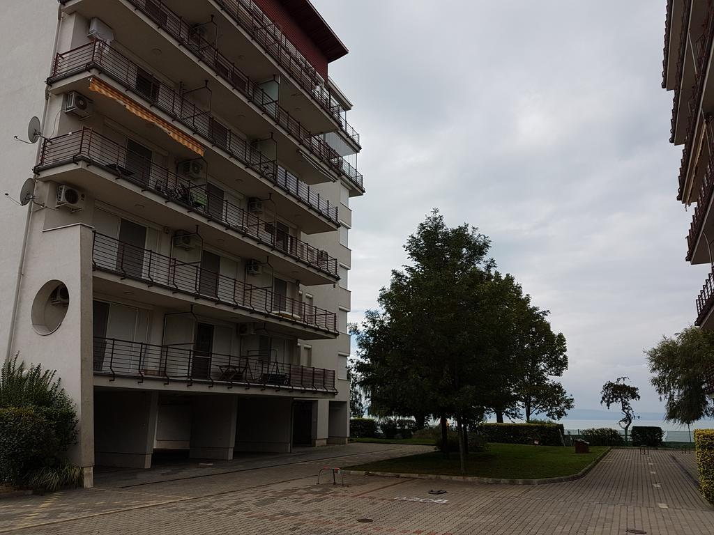 Apartman 511 Siofok Luaran gambar